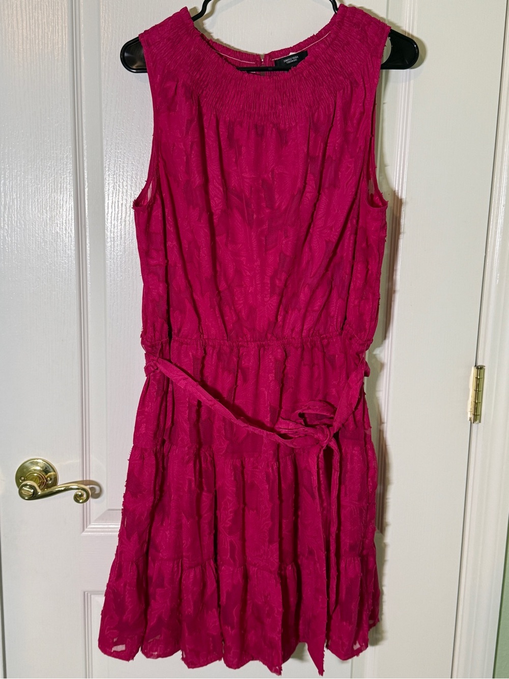 Simply Vera Vera Wang Fuchsia Sleeveless Belted Dress
